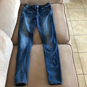 American eagle darkish wash jeans